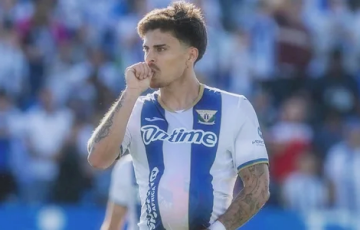 В Испании футболист хочет уйти в декрет